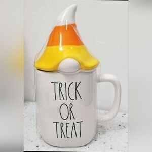 New Rae Dunn TRICK OR TREAT Mug with Gnome Topper